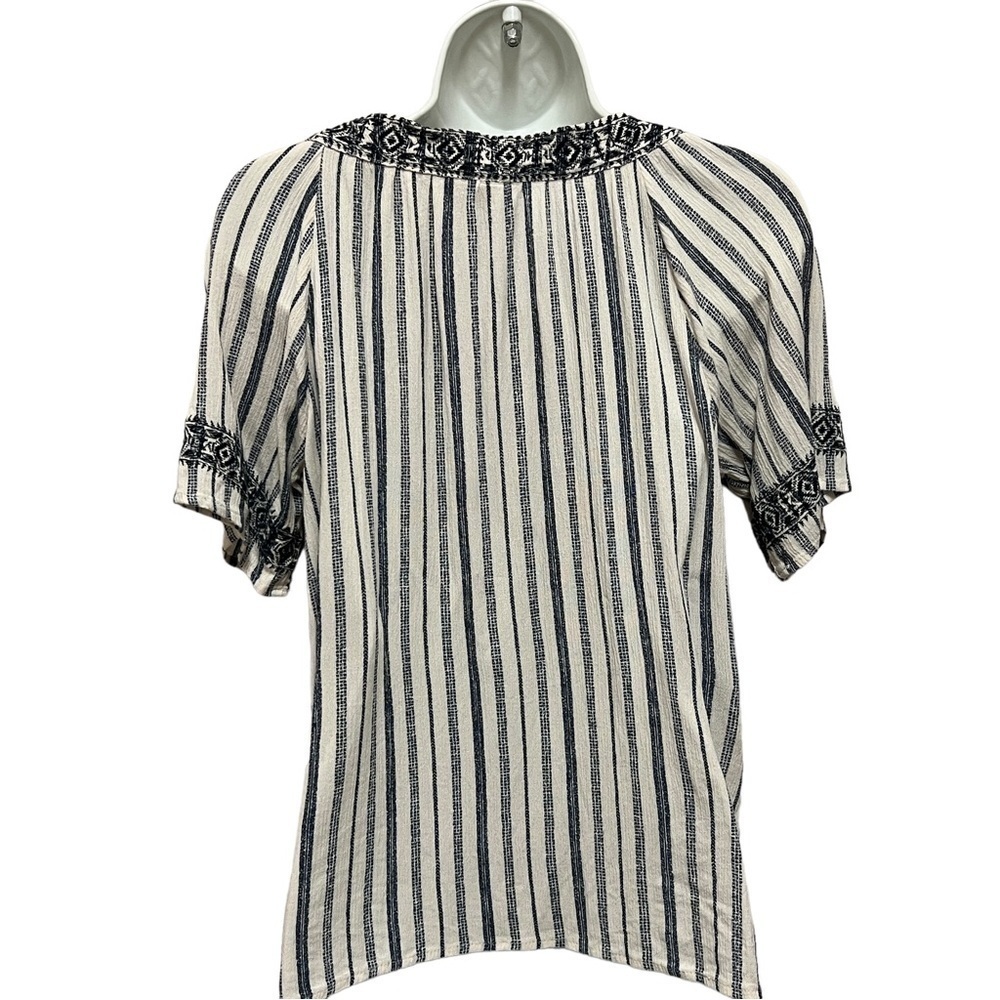 Knox Rose V Neck Striped Casual Top, Size Small - Picture 6 of 10